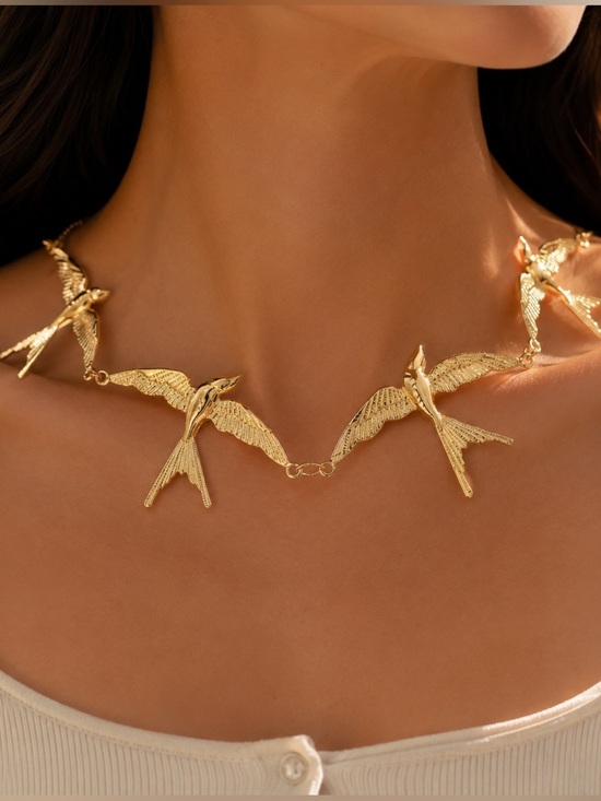 Anthropologie Jewelry - Gold Bird Link Necklace